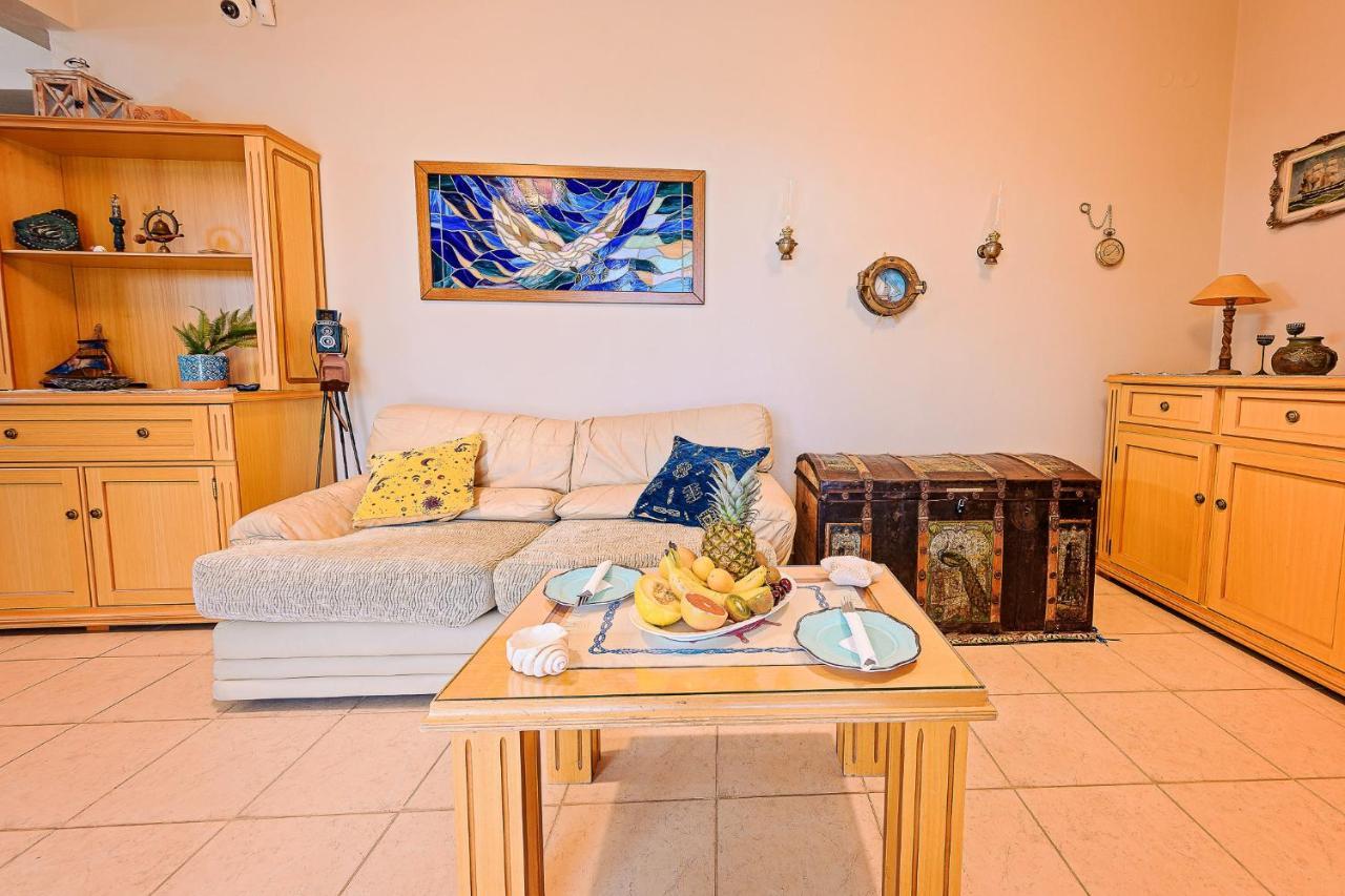 Villa Mariellie Néa Péramos Εξωτερικό φωτογραφία
