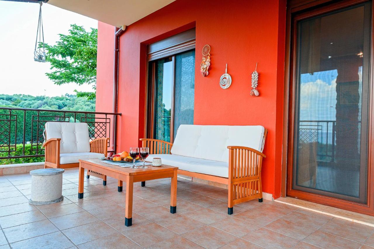 Villa Mariellie Néa Péramos Εξωτερικό φωτογραφία