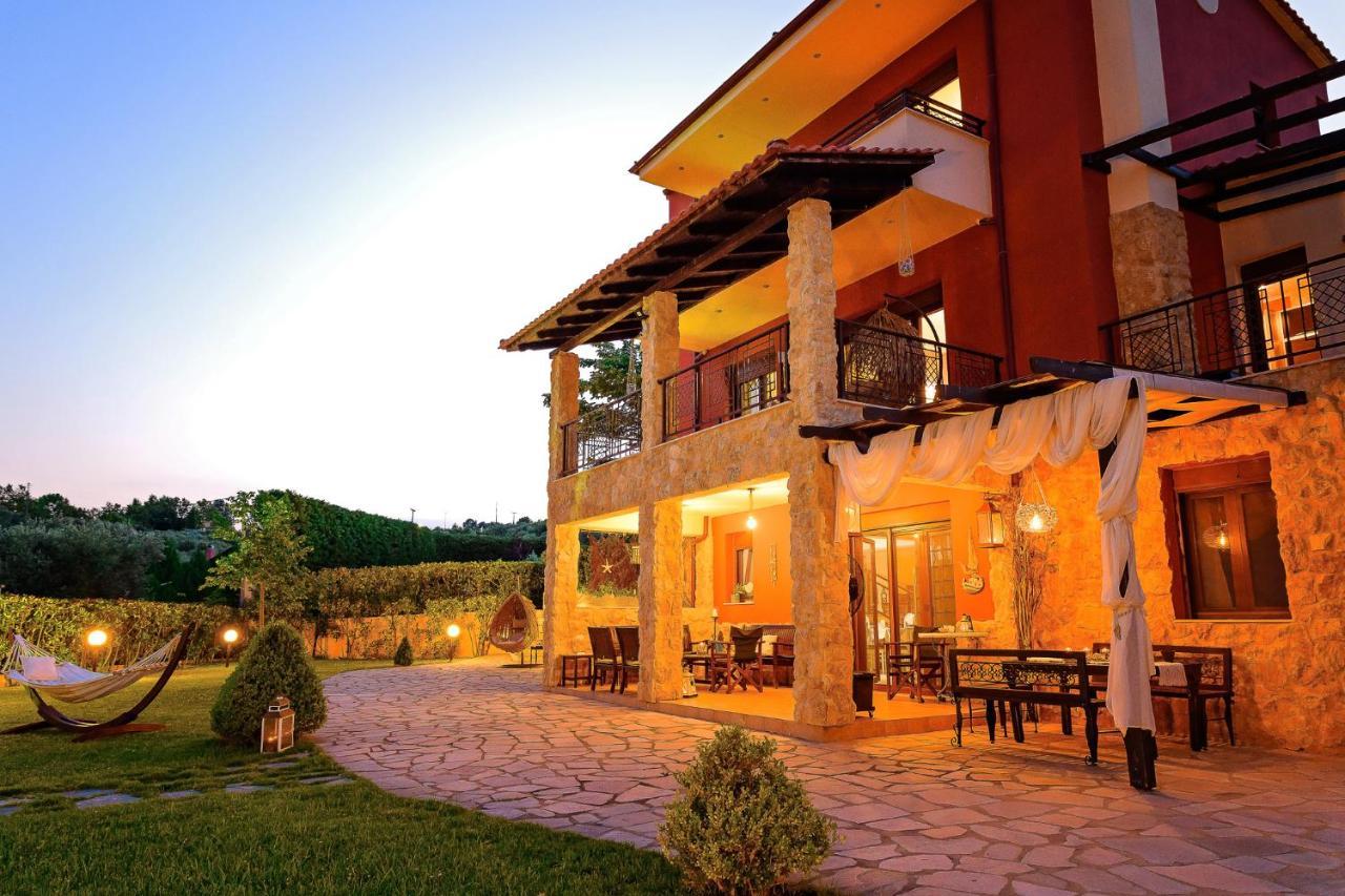 Villa Mariellie Néa Péramos Εξωτερικό φωτογραφία