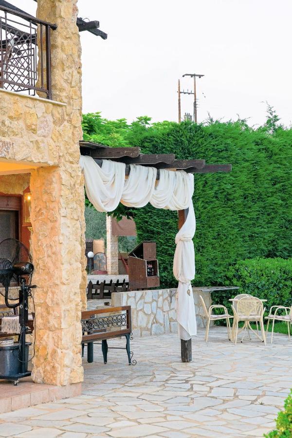 Villa Mariellie Néa Péramos Εξωτερικό φωτογραφία