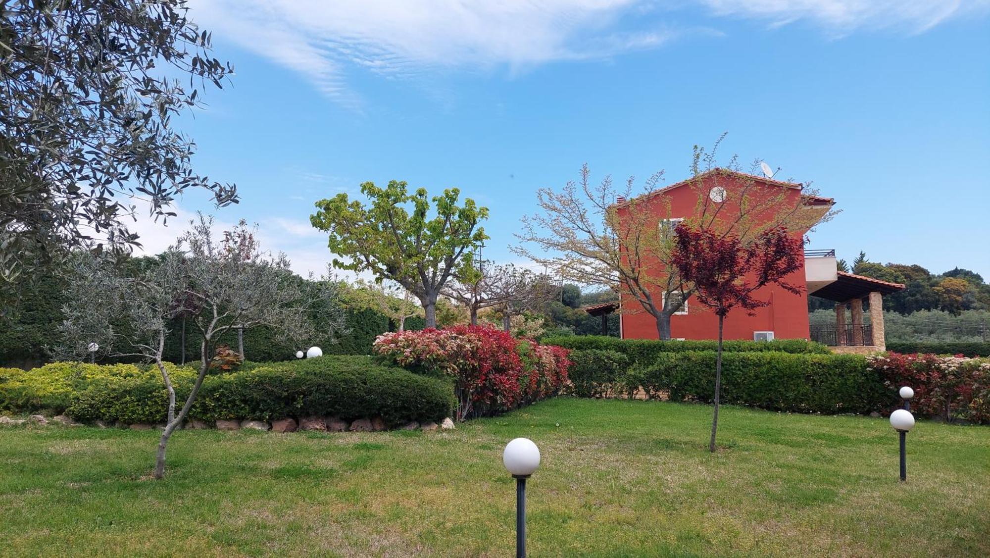 Villa Mariellie Néa Péramos Εξωτερικό φωτογραφία