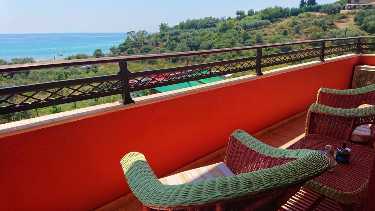 Villa Mariellie Néa Péramos Εξωτερικό φωτογραφία